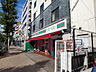 周辺：ローソンストア100笹塚店 372m