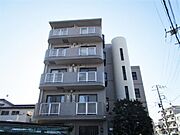 キャピタルヒロ 1階 築32年6ヶ月の賃貸物件