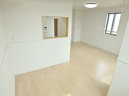 クラールＫ 204 2階1LDKのリビング/ダイニング