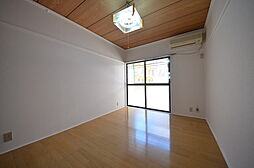 多摩都市モノレール 大塚・帝京大学駅 徒歩7分の賃貸アパート 1階1Kのリビング/ダイニング