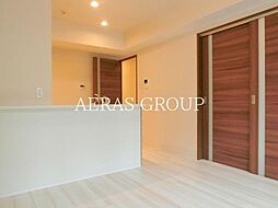 HIGASHIKOMATSUGAWA APARTMENT 1階2LDKのリビング/ダイニング