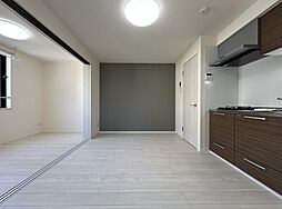 都営大江戸線 新江古田駅 徒歩4分の賃貸マンション 2階1LDKのリビング/ダイニング