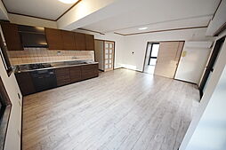 京王相模原線 京王永山駅 バス10分 瓜生下車 徒歩1分の賃貸マンション 2階4LDKのリビング/ダイニング