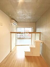 京急本線 大森町駅 徒歩4分の賃貸マンション 3階ワンルームのリビング/ダイニング