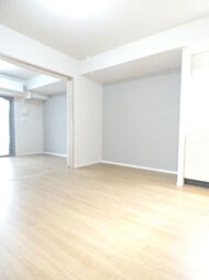 阪急神戸本線 神崎川駅 徒歩1分の賃貸マンション 5階1LDKのリビング/ダイニング