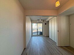 ルミーク本町イースト 207 2階1DKのリビング/ダイニング