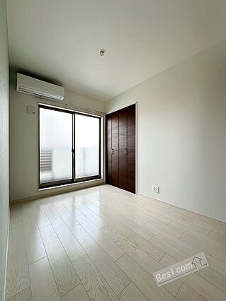 Faseciacontent_内装_1