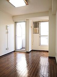 ソフトタウン赤坂 2階ワンルームのリビング/ダイニング