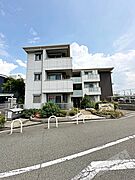 浜寺公園駅より徒歩10分 1階 築11年6ヶ月の賃貸物件