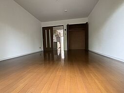 パル・ボヌール 203 2階1Kのリビング/ダイニング