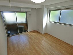 ルーブル府中壱番館 4階1Kのリビング/ダイニング