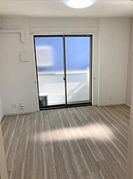 マノアレイ 1階1Kのリビング/ダイニング