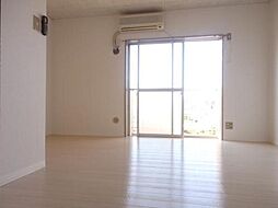 サンアベニュー師岡 3階ワンルームのリビング/ダイニング