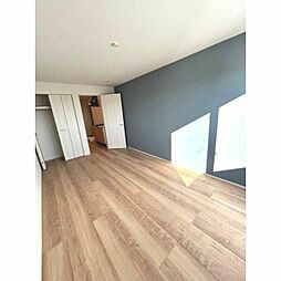 ＦＯＲＥＳＴ ＩＷＡＴＳＵＫＩ 3階1Kのリビング/ダイニング