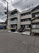 堺市駅より徒歩13分 3階 築2年9ヶ月の賃貸物件