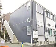 大塚・帝京大学駅より徒歩3分 築8年8ヶ月 2階建の賃貸物件