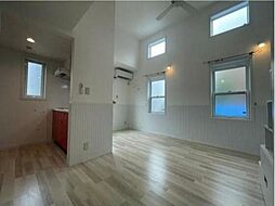 プリマ町田金森壱番館 1階ワンルームのリビング/ダイニング