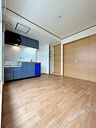 エピュレ 202 2階1DKのリビング/ダイニング