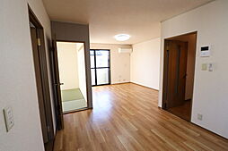 ヴィルヌーブC 1階2LDKのリビング/ダイニング