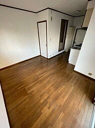 フローラルガーデン 1階ワンルームのリビング/ダイニング