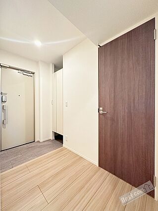 TIMBERBROOK_内装_3