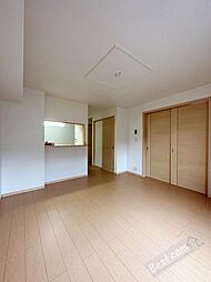 ネオ　プロヴィデンス 1階2LDKのリビング/ダイニング