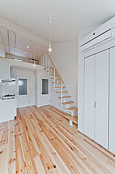 都営浅草線 西馬込駅 徒歩12分の賃貸テラスハウス 2階1LDKのリビング/ダイニング