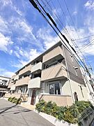 メゾンドフルール1 3階 築10年2ヶ月の賃貸物件