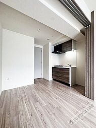 ファーストフィオーレ長田グランディール 9階1DKのリビング/ダイニング