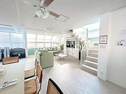 ジュリアス綾瀬 3階ワンルームのリビング/ダイニング