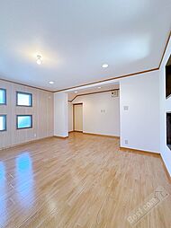 JR阪和線 熊取駅 徒歩22分の賃貸マンション 1階4SDKのリビング/ダイニング