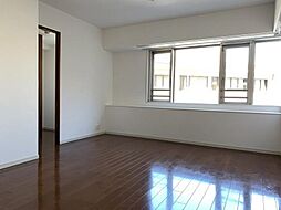 東京メトロ有楽町線 護国寺駅 徒歩8分の賃貸マンション 2階2LDKのリビング/ダイニング