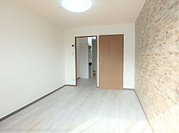 ヒルズLR 411. 4階1Kのリビング/ダイニング