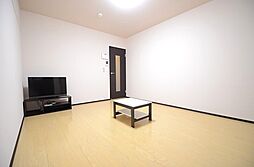 レオネクストレーブウィン 1階1Kのリビング/ダイニング