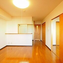 ヴェルジュ新飯田 107 1階2LDKのリビング/ダイニング