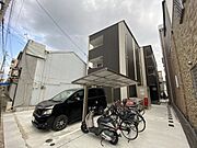 駒ヶ林駅より徒歩5分 築4年8ヶ月 3階建の賃貸物件