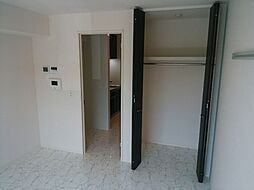 オズシティ 1階1Kのリビング/ダイニング