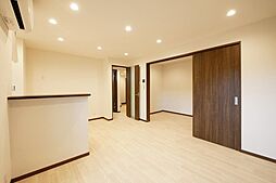 Ｌｅ　Ｌｉｅｎ　Ｂｌａｎｃ　空港前（ル・リアン・ブラン空港前 302 1階1LDKのリビング/ダイニング