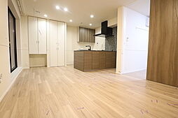 ソフィア南流山 303 3階3LDKのリビング/ダイニング