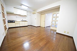 京王相模原線 南大沢駅 徒歩7分の賃貸マンション 1階3LDKのリビング/ダイニング