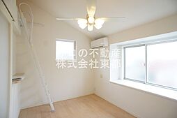 アザーレらんど 204 2階1Kのリビング/ダイニング