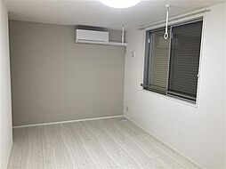 ＣＲＥＳＴ．ＳＯＬＡＮ 102 1階1Kのリビング/ダイニング