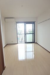 南海高野線 千代田駅 徒歩8分の賃貸アパート 地下2階1Kのリビング/ダイニング