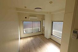 サンベニーハウス 3階ワンルームのリビング/ダイニング