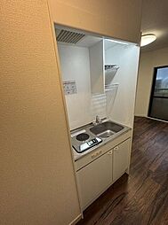 SHUビル 1階ワンルームのリビング/ダイニング