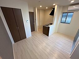 キャメロット八王子 2階2LDKのリビング/ダイニング