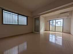 エストオージ 303 3階1LDKのリビング/ダイニング