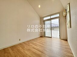 グリーンボックスVIII 203 2階ワンルームのリビング/ダイニング