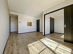 ミリアビタ前原 3階1LDKのリビング/ダイニング