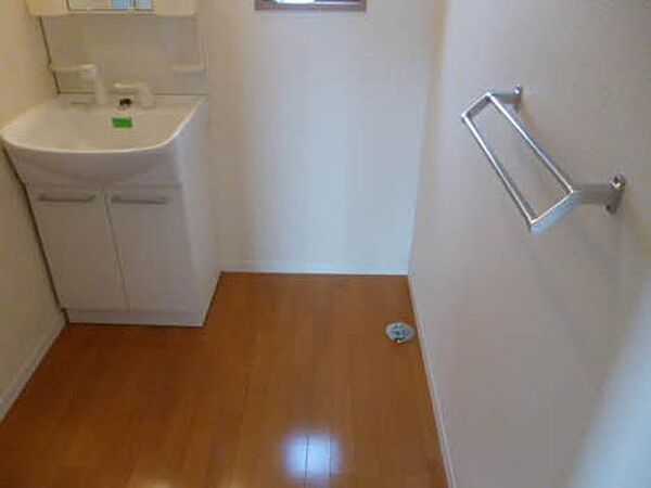 apartment 岩手県一関市赤荻字堺135-1
赤荻の賃貸情報を見る
物件地図